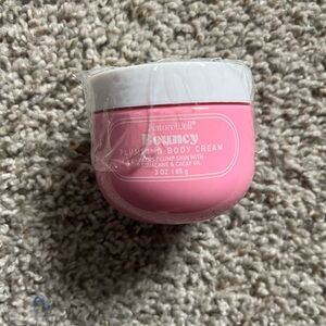 Bouncy Plumping Body Cream - Pink